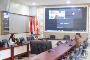 Proses wawancara PT. Sari Tani Pemuka dengan para lulusan FPIK UB